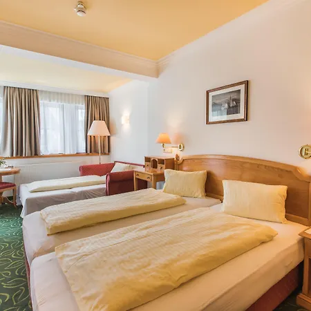 尼德瑞特尔酒店 酒店