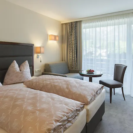 尼德瑞特尔酒店 3* 玛丽亚埃姆安斯泰内嫩米尔