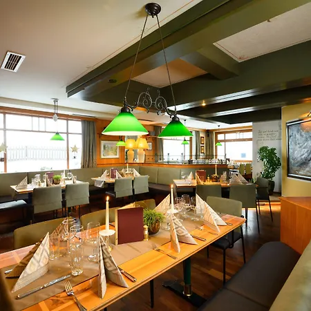 尼德瑞特尔酒店 酒店 3*